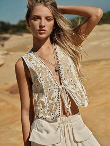 MOTF STUDIO WOMEN'S WESTERN STYLE EMBROIDERED RIVET FRONT TIE JACKET