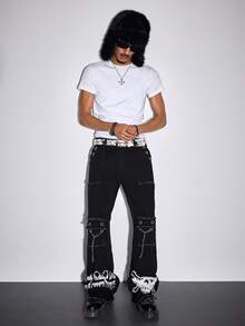 ROMWE MEN Street Life Quần jeans ống loe nam phong cách Gothic thường ngày, in hình đầu lâu, rách rưới, có túi nắp gập và dây xích trang trí. - màu đen - Xem 2