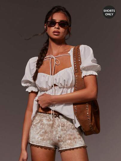 Athîral Women's Casual Mini Shorts With Deer Texture Pattern