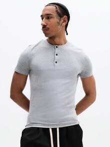 SUMWON Tricou bărbătesc esențial, cu mânecă scurtă, cu nasturi, stil casual, din amestec de bumbac, croială regulată, confortabil, primăvară-vară, clasic, esențial pentru garderobă - Gri - Vizualizare 4