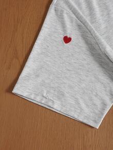 TOKVUE Áo thun nam thường ngày thêu hoa và hình trái tim - Màu Xám nhạt - Xem 5