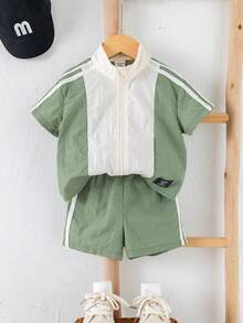 SHEIN 2件組 幼兒男孩休閒時尚拼色短袖襯衫外套與短褲套裝，白色，夏季海灘嬰兒街頭風男孩穿搭 - 綠色 - 查看 5