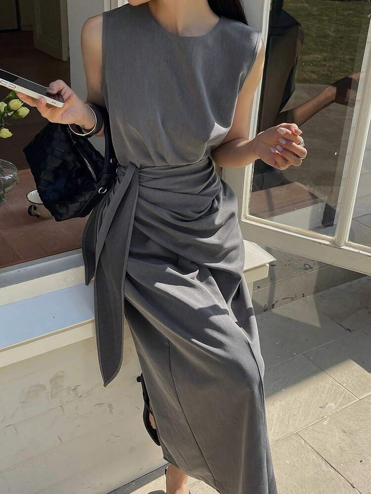 Women's Solid Color Round Neck Waist Tie Design Fashionable French Style Date Vacation Dress Sun Dresses For Women