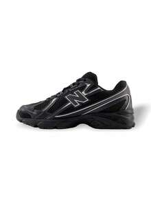 Giày thể thao nữ New Balance U740BM2 kiểu dáng thường ngày. - Sơn ánh kim đen/bạc - Xem 1