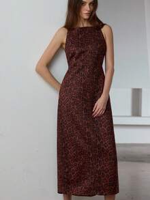 Aveloria Modichic Robe longue minimaliste élégante à fines bretelles et épaules dénudées, coupe slim, en tissu suédé imprimé léopard, style mode français - Multicolore - Voir 5