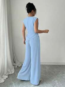 Rafferiza 2pcs/Set Women Solid Color Textured Pleated Round Neck Sleeveless Top - Baby Blue - View 2