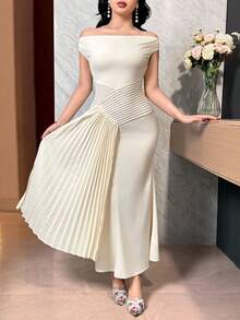 Feyla Women's Elegant Solid Color Pleated Off-Shoulder Fishtail Hem Dress, Summer - Apricot - View 3