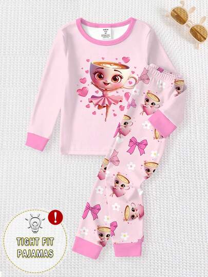 一套女童爱心印花撞色领口袖口针织紧身圆领长袖上衣和印花长裤睡衣套装