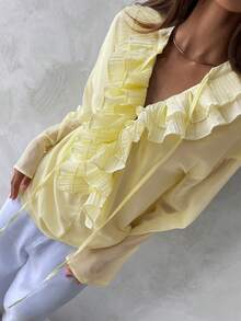 Aloruh Blusa de estilo "Old Money" para mujer, blusa holgada de gasa con cuello en V, plisados y volantes, color amarillo claro, elegante, para primavera y salir - Amarillo claro - Ver 10
