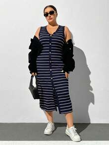 SHEIN Essnce 大码条纹极简无袖休闲连衣裙 - 藍色 - 查看 4