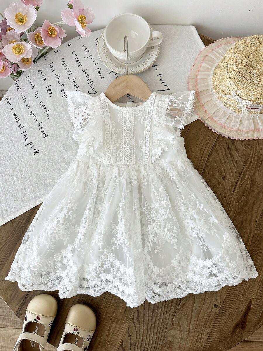 SHEIN LMoss Kids Đầm dệt trơn màu trơn cổ tròn bằng vải lưới thêu họa tiết viền bèo nhún cho bé gái - trắng - Xem 1