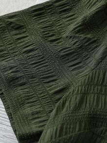 Linhara Blusa casual de mujer de talla grande con cuello en V, manga corta y unicolor texturizado, adecuada para salir, vacaciones y club - Verde militar - Ver 4