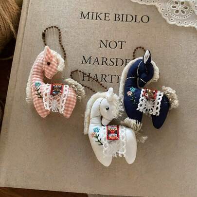 Madebyblanc 1 PC Detachable Bead Chain Double Sided Embroidery 3D Flower Pony Charm Korean Style Minimalist Keychain Versatile Bag Accessory Daily Commute Decoration Fall Winter New Fashion Cute Girls Gift Korean Handmade Feel Lightweight