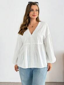 SHEIN Essnce 大码女装春夏时尚休闲宽松舒适日常百搭显瘦白色长袖娃娃衫，春季白色上衣，蕾丝边白色娃娃衫灯笼袖V领衬衫 - 白色 - 查看 3
