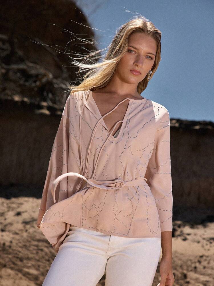 MOTF STUDIO Damen Hemd mit Strass-Verzierung und Bindedetail, Frühling/Sommer