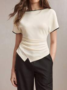 BizChic Áo thun cổ tròn màu kaki nhạt mới, phối viền đen tương phản, thiết kế nhún eo, vạt áo bất đối xứng, chất liệu vải có họa tiết, đa năng cho mùa hè, phong cách Y2K cho công sở và đi làm. - Màu be - Xem 1