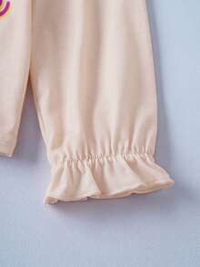 SHEIN | PAW Patrol 少女休闲度假户外日常通勤可爱卡通狗和花卉印花荷叶边袖T恤和裤子套装，春秋季 - 杏色 - 查看 4