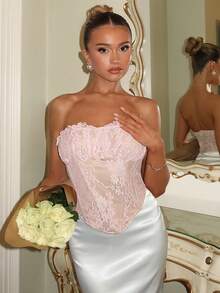 Glamine Charm Women's Elegant Floral Lace Fitted Camisole Top, Summer - Pink - View 1