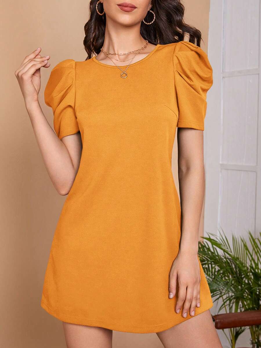 SHEIN Clasi 女士纯色圆领休闲日常约会派对迷你连衣裙 - 黃色 - 查看 1