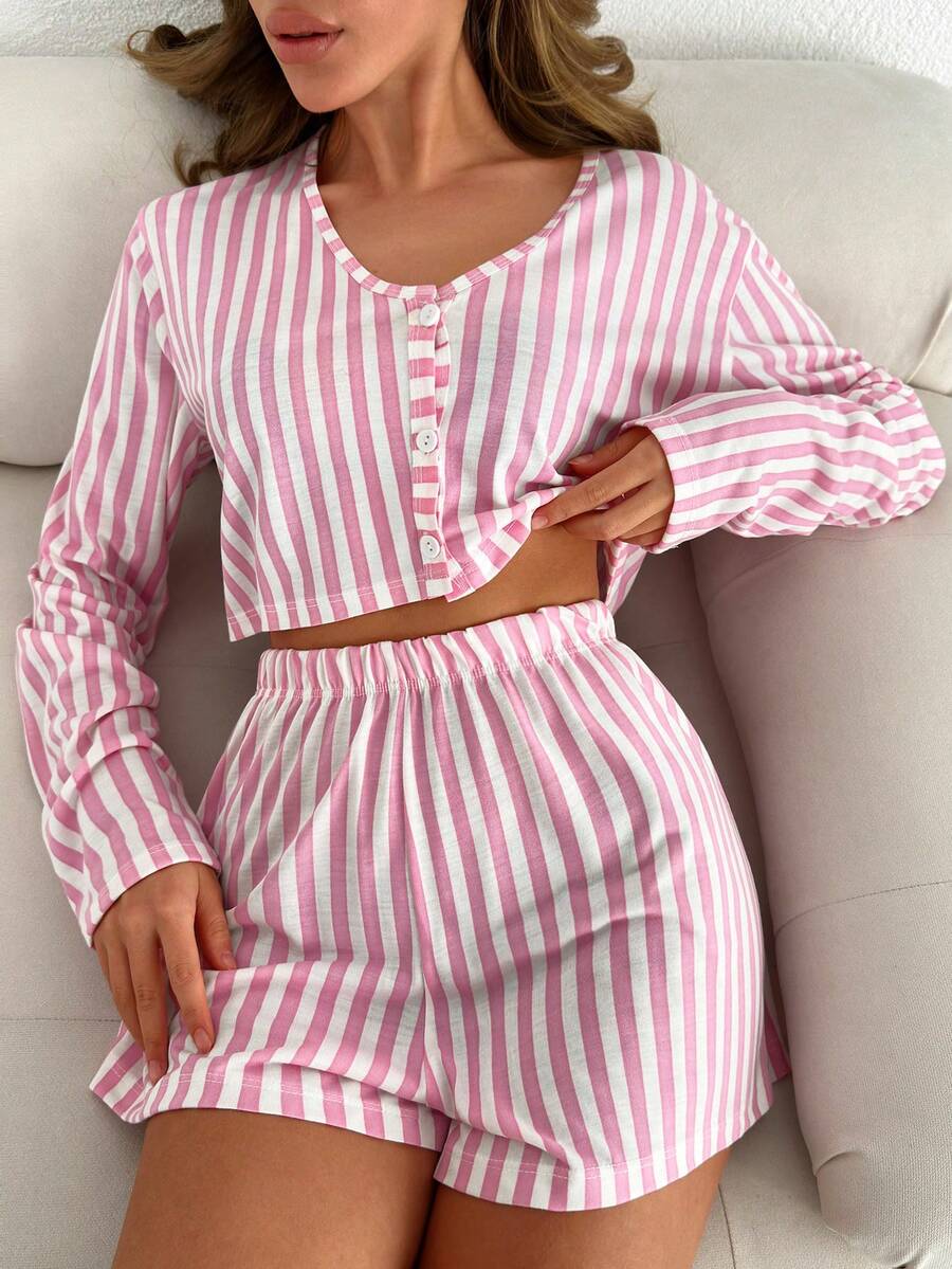 SHEIN Set da casa e tempo libero da donna in cotone, composto da 2 pezzi: top a maniche lunghe con scollo a V e bottoni, a righe rosa e bianche, e pantaloncini coordinati - Rosa - Visualizzare 1