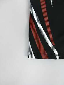 Manfinity Swimmode Men's Beach Vacation Casual Printed Swim Trunks - Black - View 6