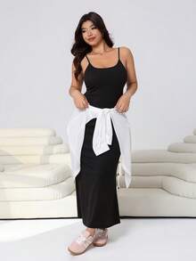 SHEIN EZwear 2026 Frühling & Sommer Valentinstag Neuankömmling, Lässig Ausflüge, Partys, Dates, Geburtstagsfeiern, Musikfestivals, Pendeln, Schulanfang, vielseitiges weißes Chiffon Oberteil und schwarzer hochdehnbarer Meerjungfrau Maxirock 2 Stücke Set, Große Größen - Verschiedenfarbig - Übersicht 7