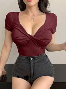 Joudiya 女士V领扭结短袖修身露脐T恤外出上衣 - 紅色 - 查看 5