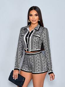 SOLERSUN 两件套女装秋冬图案印花撞色长袖短款开衫和短裤套装，感恩节女装冬季服装 - 黑色 - 查看 7