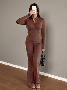 SHEIN Tall 2025春夏新款休闲简约棕色修身开襟长袖侧拉链口袋T恤+高腰喇叭裤女两件套，适合日常出行、返校、毕业典礼、早午餐、机场出行、派对聚会、节日、旅行等场合，简约百搭，休闲舒适。 - 棕色 - 查看 12