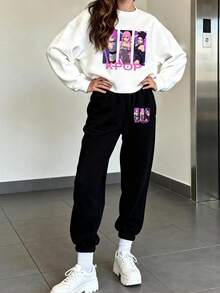 Sparklyn Teenager Mädchen 2-teiliges Set KPOP Idol & Herz Grafik weißer Rundhals Sweatshirt & schwarze Jogginghose Outfit, lässig modisch warmer Sweatshirt, geeignet für Herbst/Winter