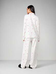 MISSGUIDED 女士睡衣套装，长袖纽扣上衣搭配同色长裤，粉色蝴蝶结印花家居服套装，舒适居家睡衣 - 粉色 - 查看 2