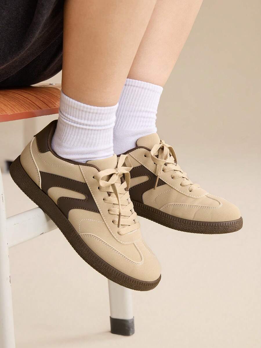 CUCCOO EASI 2026 New Spring Women's Retro Versatile Casual Sports Shoes, Flat White Sneakers - Beige - View 1