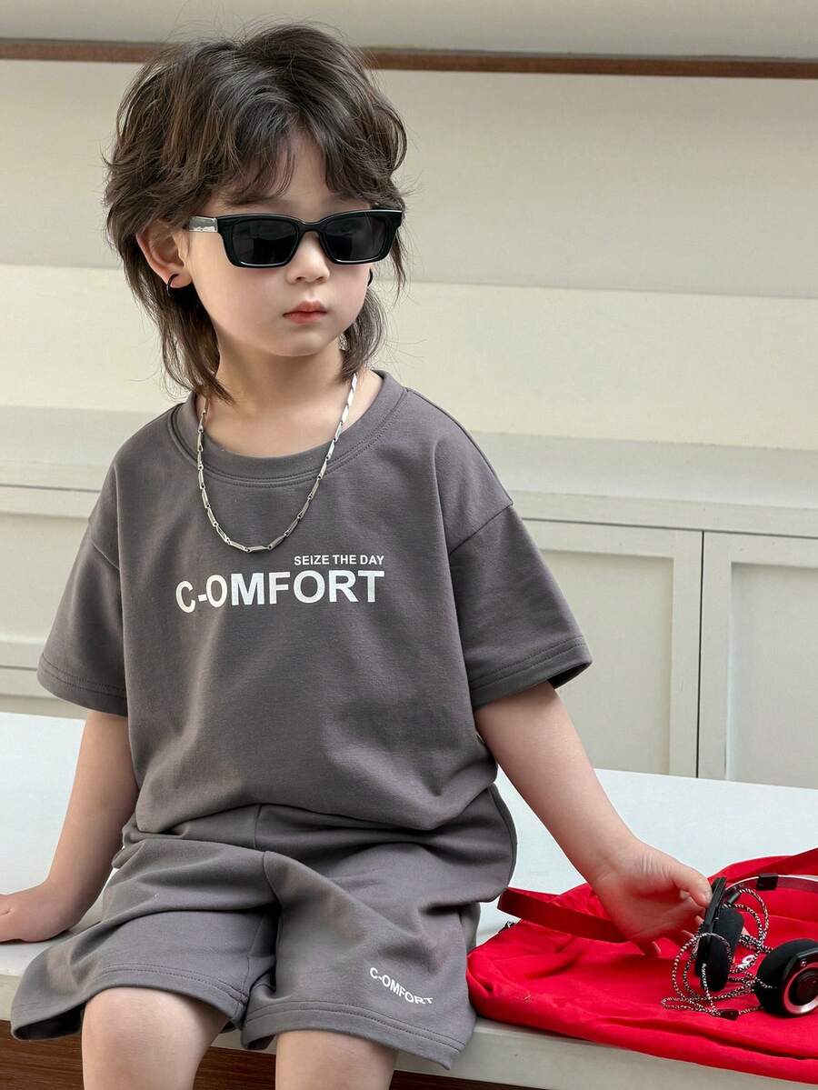 DAZY 2pcs/Set Young Boy Letter Print Round Neck Drop Shoulder T-Shirt And Shorts Casual Outfit - Grey - View 1
