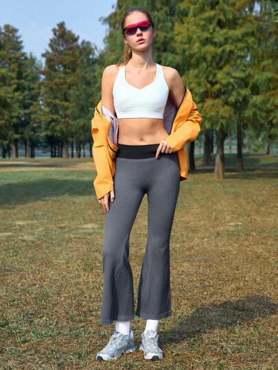 In My Nature 女士无缝优雅百搭时尚瑜伽喇叭裤；高腰设计；阔腿廓形；适合日常穿着和运动。