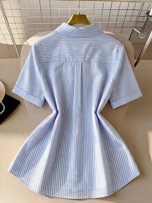 Franclia Blue And White Striped Embroidered Floral Shirt Without Belt. Suitable For Various Occasions Including Commuting, Vacations, And More. - Blue and White - View 2