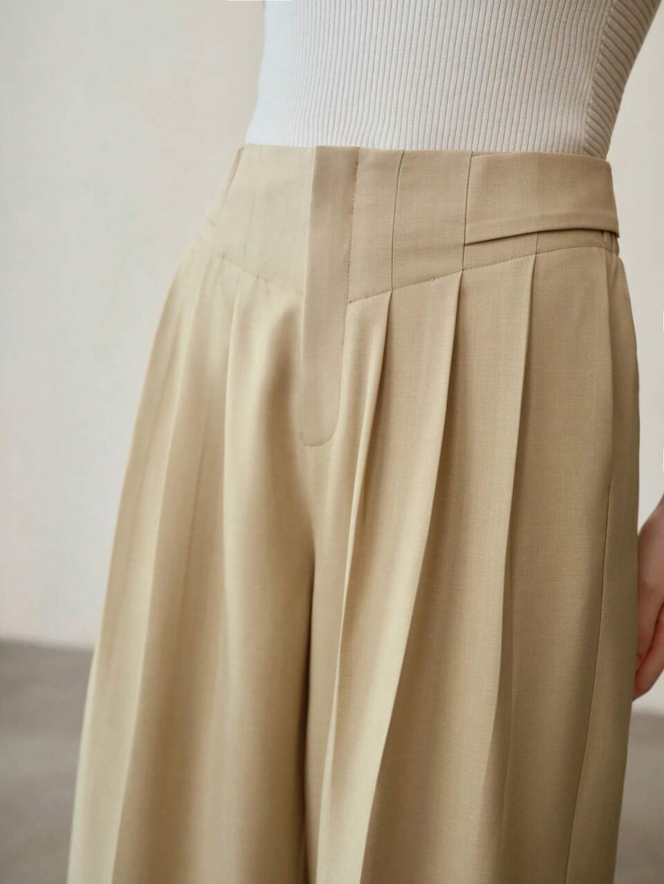WOMEN'S KHAKI FOLD PLEATED SUIT PANTS