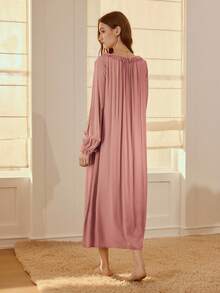 MOTF PREMIUM FLORAL EMBROIDERY RUFFLE TRIM SLEEP DRESS - Dusty Pink - View 3