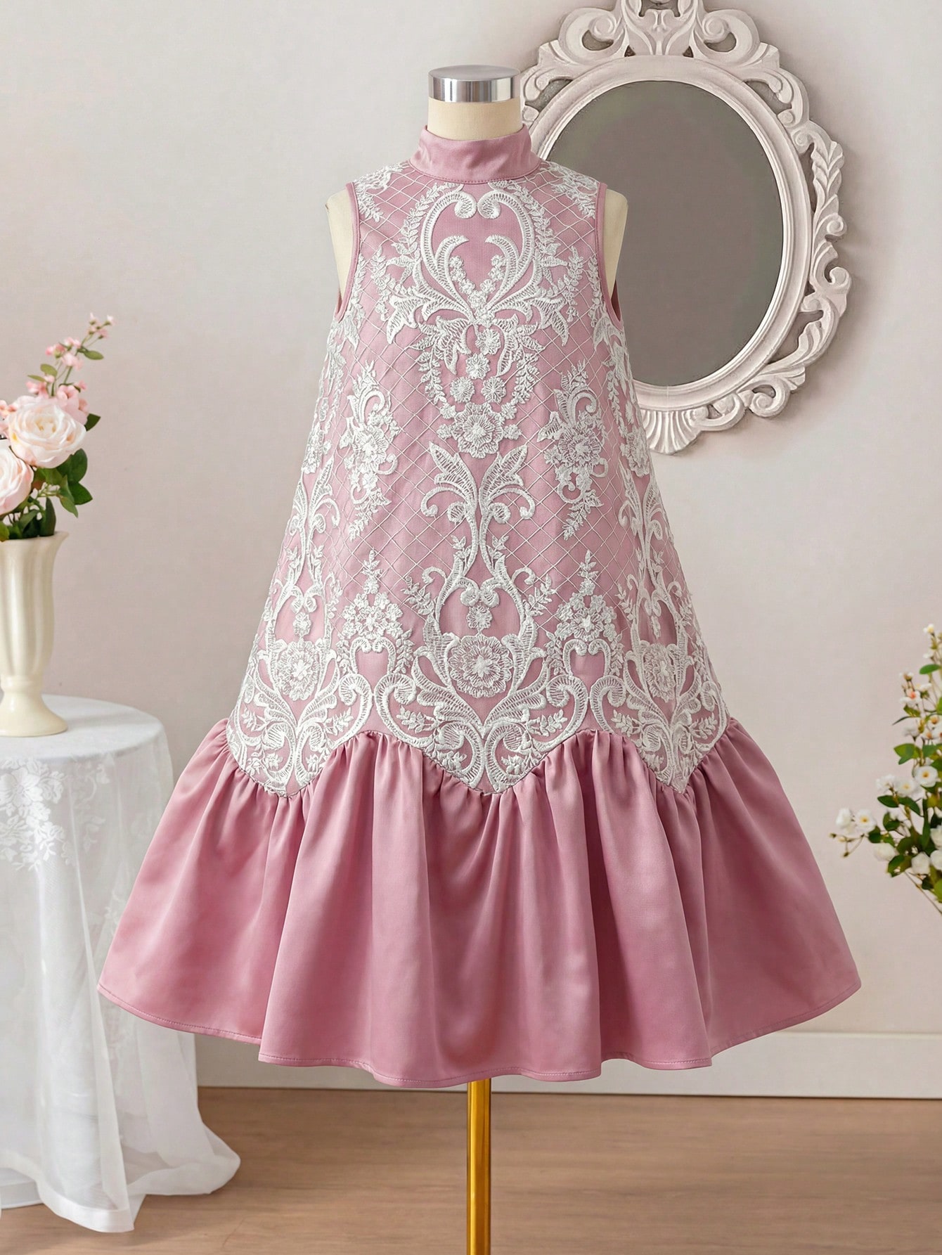 SHEIN فستان أنيق بياقة مندرين بدون أكمام وقصة A لل...