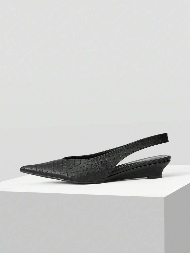 FASHIONABLE CROCODILE PATTERN PU LEATHER POINTED TOE BUCKLE WEDGE HEELS SLINGBACKS PUMPS FOR WORK & COMMUTE
