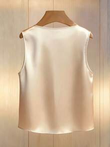 Franclia 女士香槟色优雅圆领珍珠装饰无袖衬衫，缎面面料，适合通勤和日常优雅穿着 - 香檳色 - 查看 2