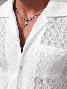 Manfinity Homme 男士夏季休闲度假纯色纹理面料短袖衬衫，男士白色图案衬衫，男士白色衬衫，男士派对衬衫，男士短袖衬衫，男士夏季衬衫，男士复古风，日常休闲，周末旅行，户外活动，探险旅行，轻松的工作环境或半正式场合，男友/丈夫礼物，周年纪念/生日礼物，派对夏季假期，婚礼，春夏交替，狂欢节，男士休闲白色纹理图案纽扣短袖衬衫，是夏季外出和度假的完美之选。 - 白色 - 查看 3