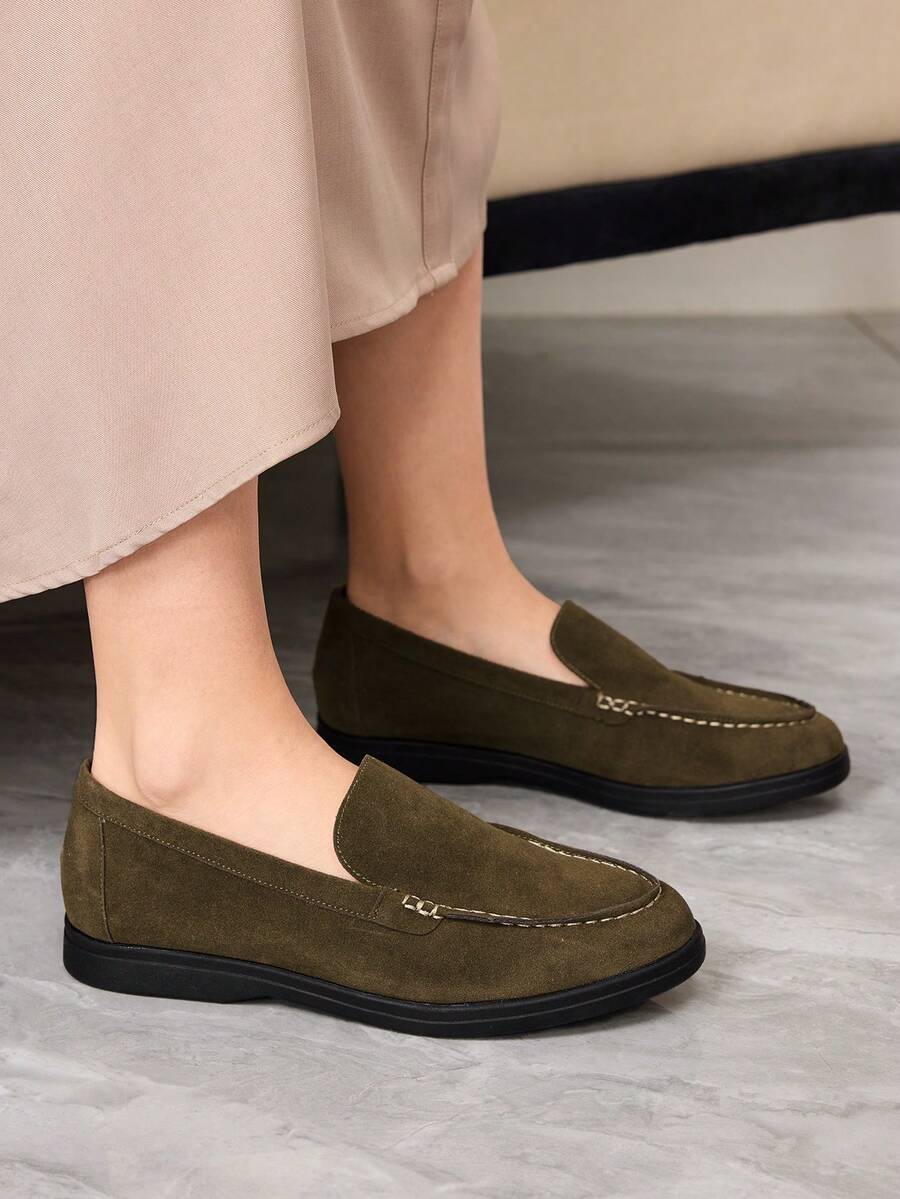 Sleekvia Women's Casual Versatile Flat Loafers Valentine's Day - Dark Green - View 1