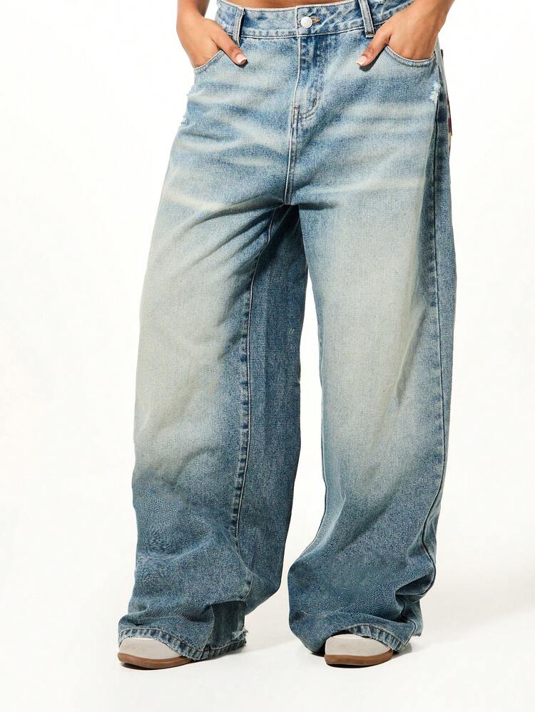 SUMWON WOMEN American Flag Print Barrel Leg Jeans