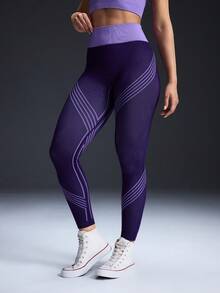 Powerista 撞色拼接高腰无缝七分紧身裤 - Bold Plum - 查看 5