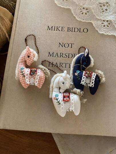 Madebyblanc 1 PC Detachable Bead Chain Double Sided Embroidery 3D Flower Pony Charm Korean Style Minimalist Keychain Versatile Bag Accessory Daily Commute Decoration Fall Winter New Fashion Cute Girls Gift Korean Handmade Feel Lightweight