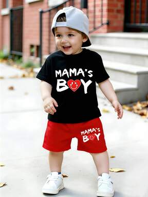 1 Set Ropa casual de moda creativa para niños pequeños con estampado de corazón y letra en camiseta de manga corta y pantalones cortos, conjunto cómodo para el día a día en primavera, verano y otoño