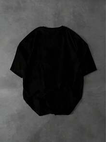 Manfinity EMRG 男士时尚夏季休闲运动服，男士上衣，腹部肌肉处饰有鸭子图案印花设计 - 黑色 - 查看 2