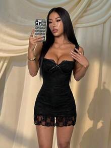 SHEIN PETITE 女士黑色蕾丝蝴蝶结装饰修身无袖迷你连衣裙，黑色连衣裙，优雅高贵，派对礼服，情人节黑色蕾丝连衣裙，性感黑色连衣裙，女士黑色蕾丝连衣裙，黑色束身连衣裙 - 黑色 - 查看 5