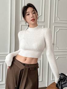 Dazy Star 女式纯色立领长袖修身毛衣，适合秋冬季短款女式上衣 - 白色 - 查看 3