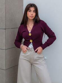 Hitanina 女士时尚休闲简约不对称纽扣针织开衫，精致设计毛衣上衣 - 酒紅色 - 查看 3